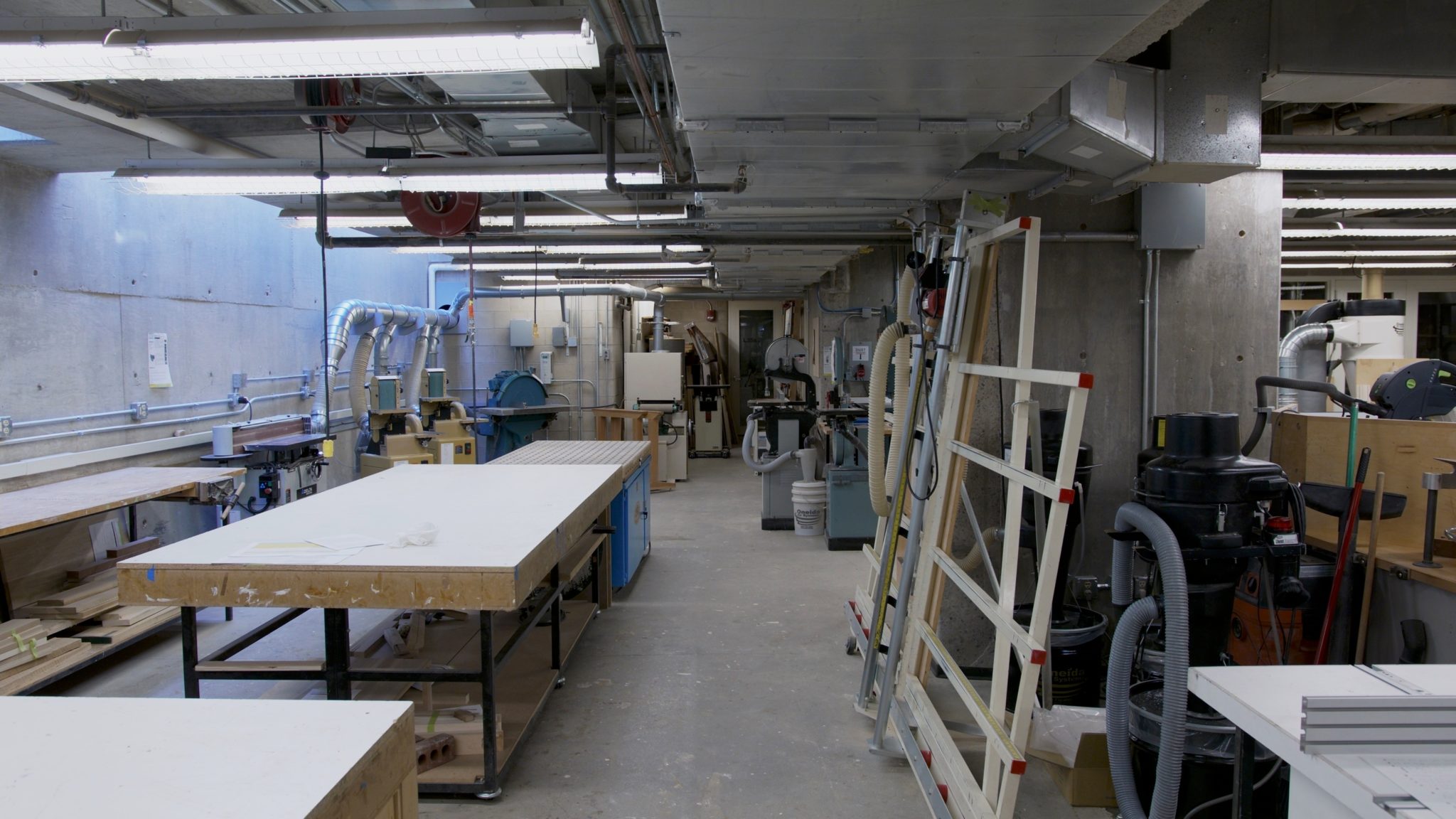 Woodshop - FABRICATION LAB